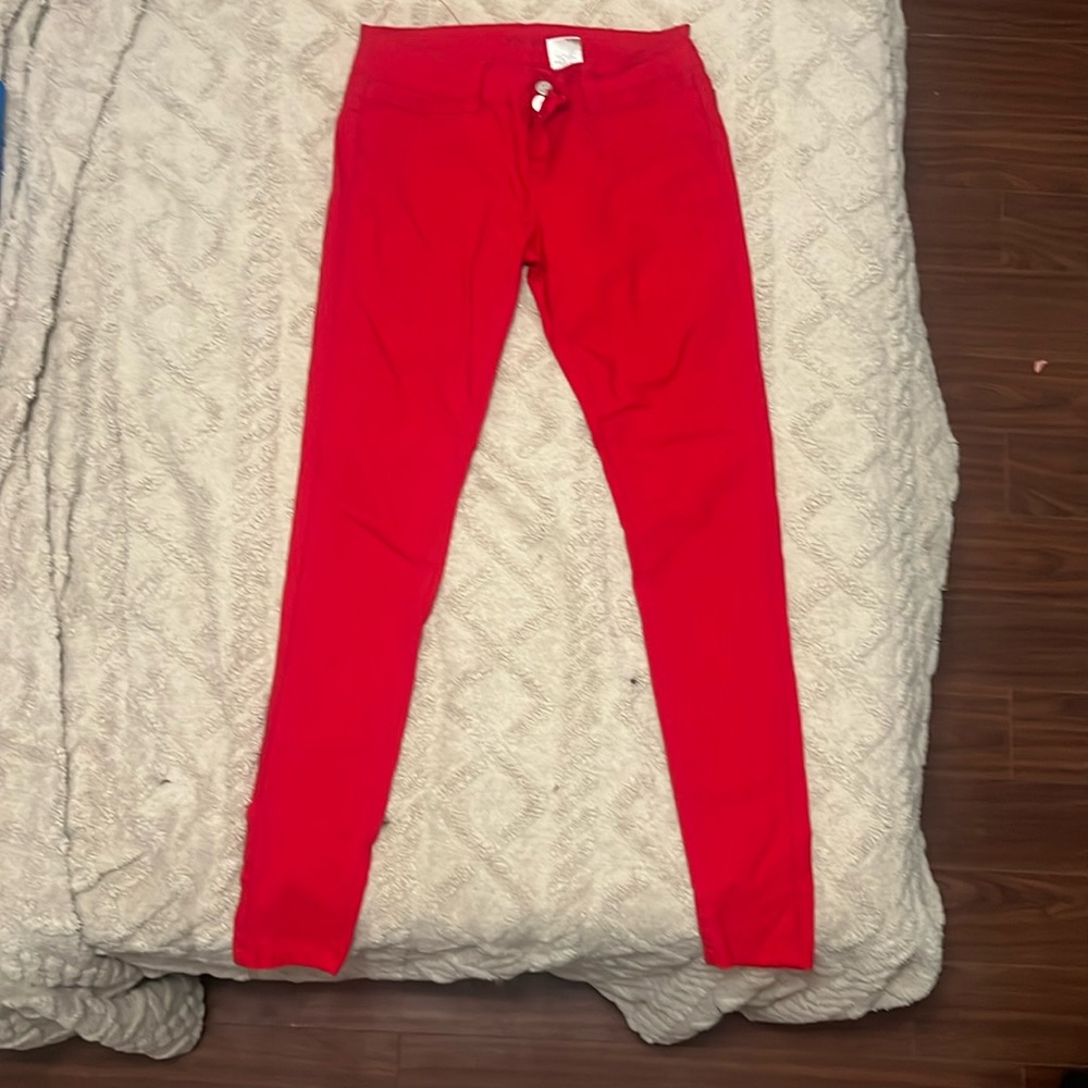 skinny jeans